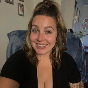 Meet your Posher, Carrie